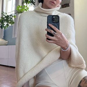 LUNYA creamy white poncho